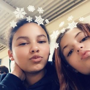 Meet your Posher, Makenzi